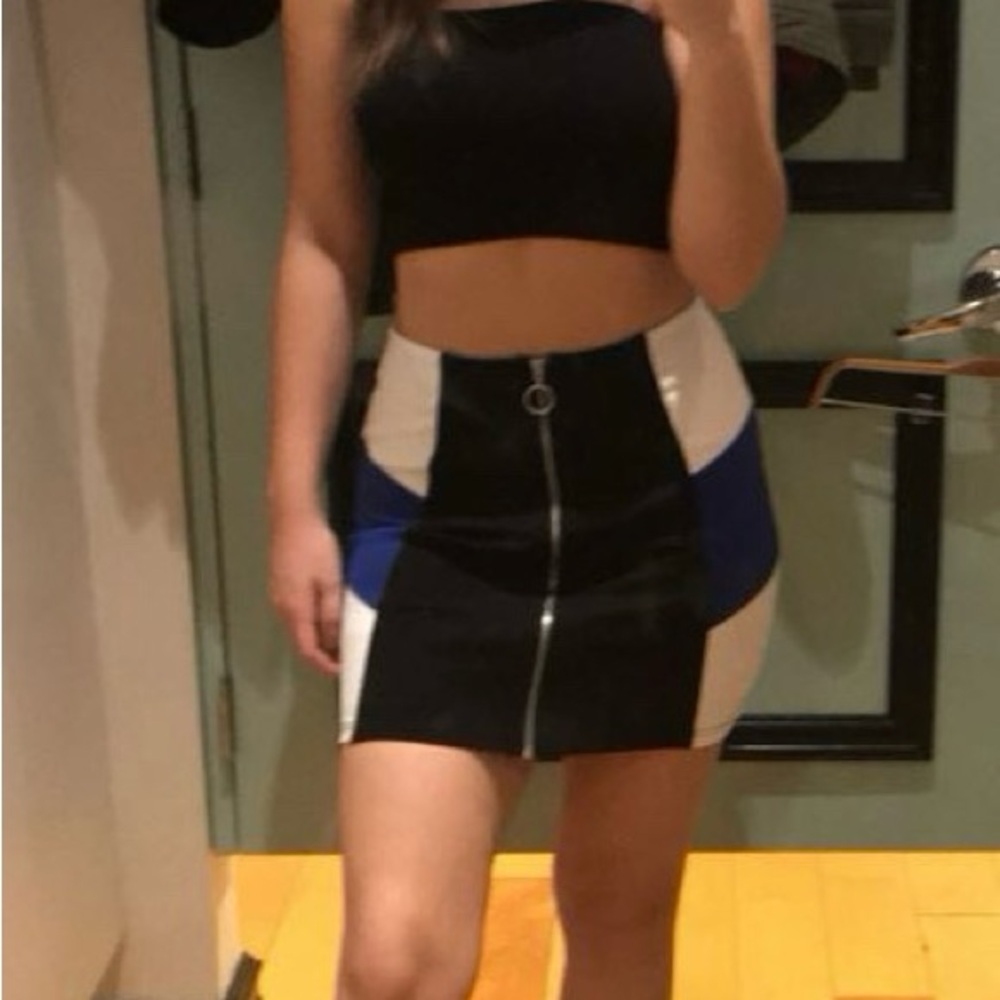Chic Colorblock Mini Skirt